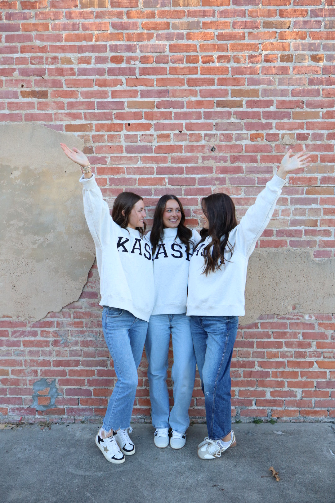 Classic Cheers Mockneck