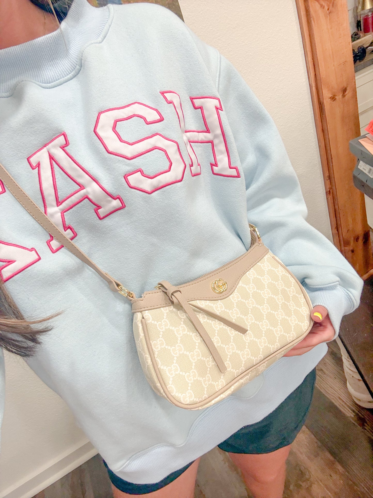 good girl Purse