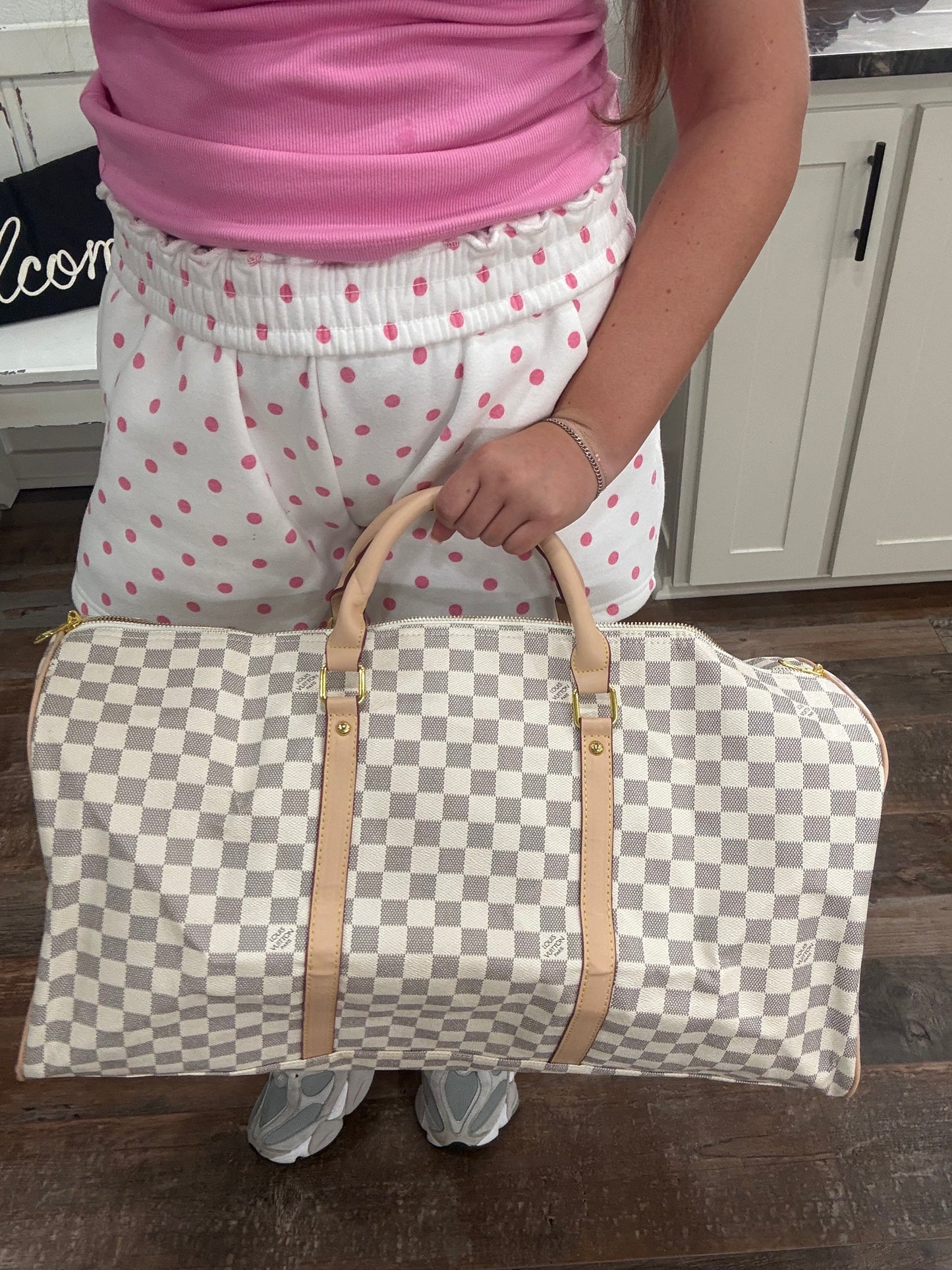 On the move over night tote