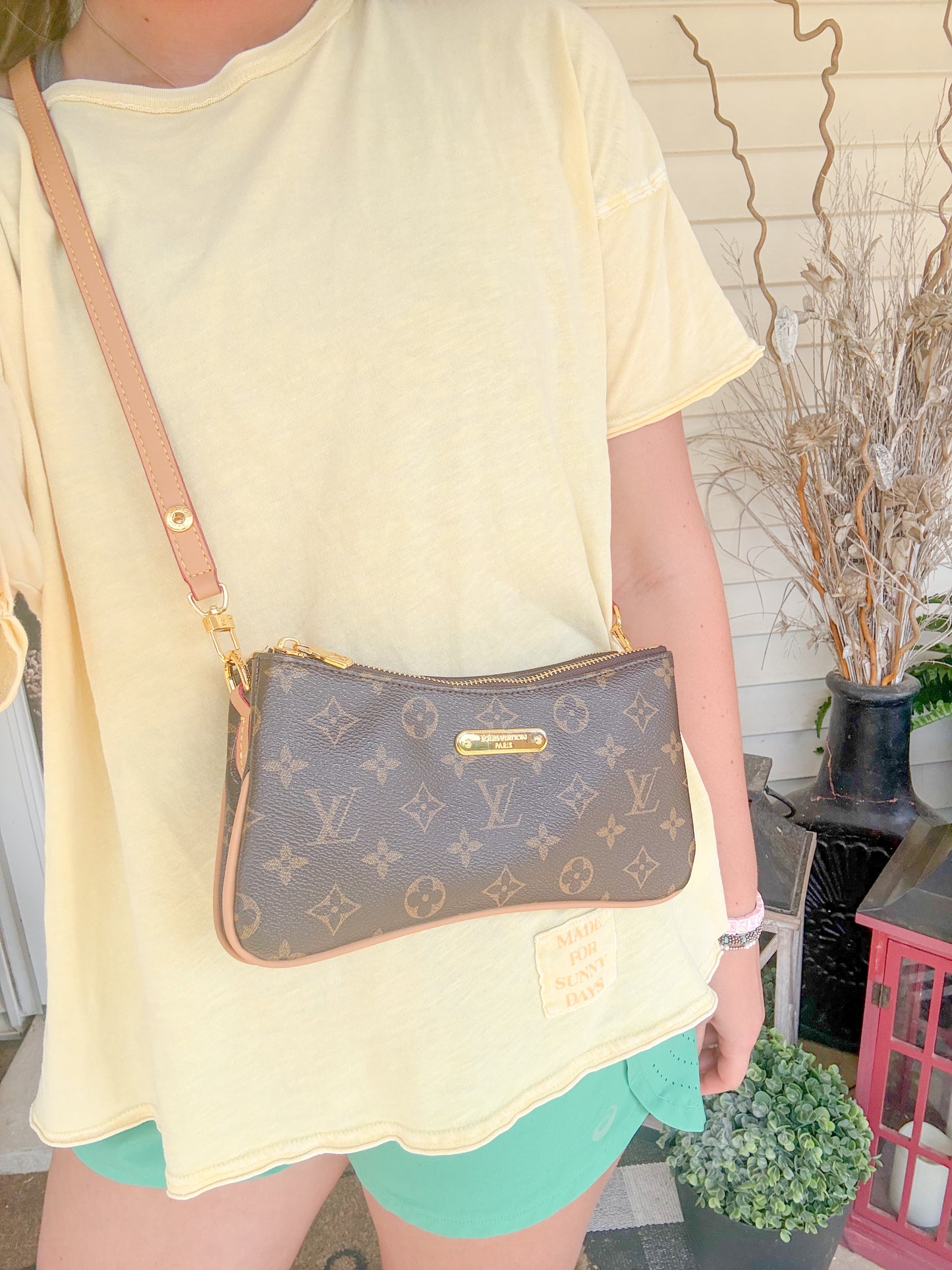 Errand runner crossbody