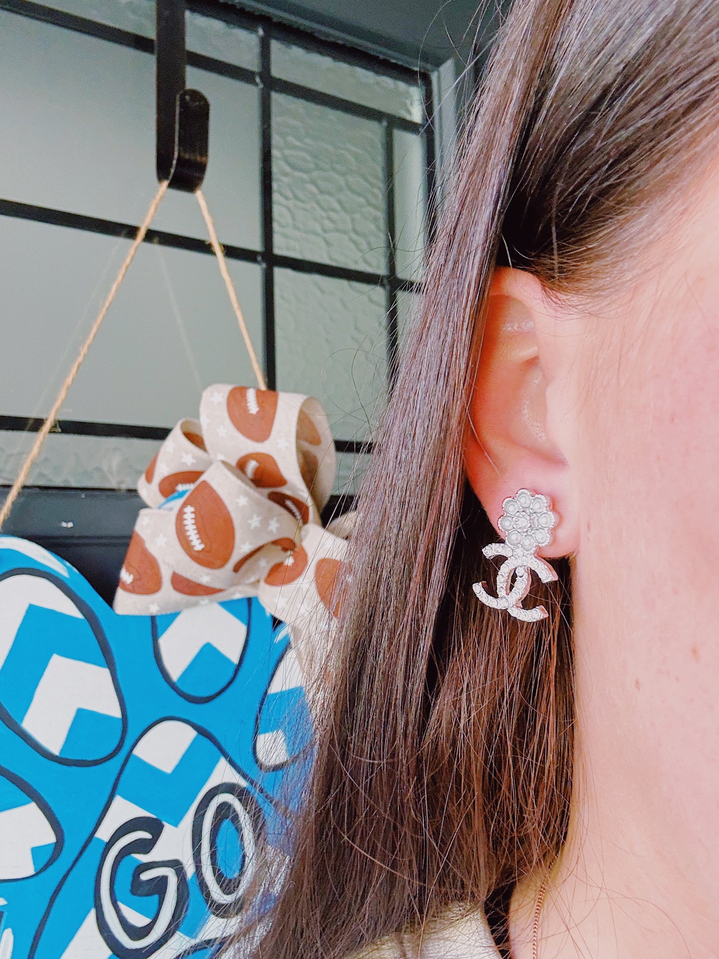 Flower girl earrings