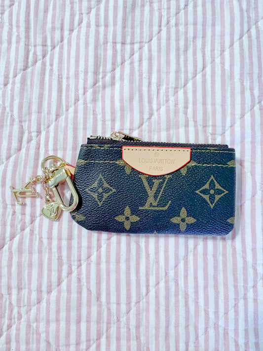 Everyday luxe pouch in brown