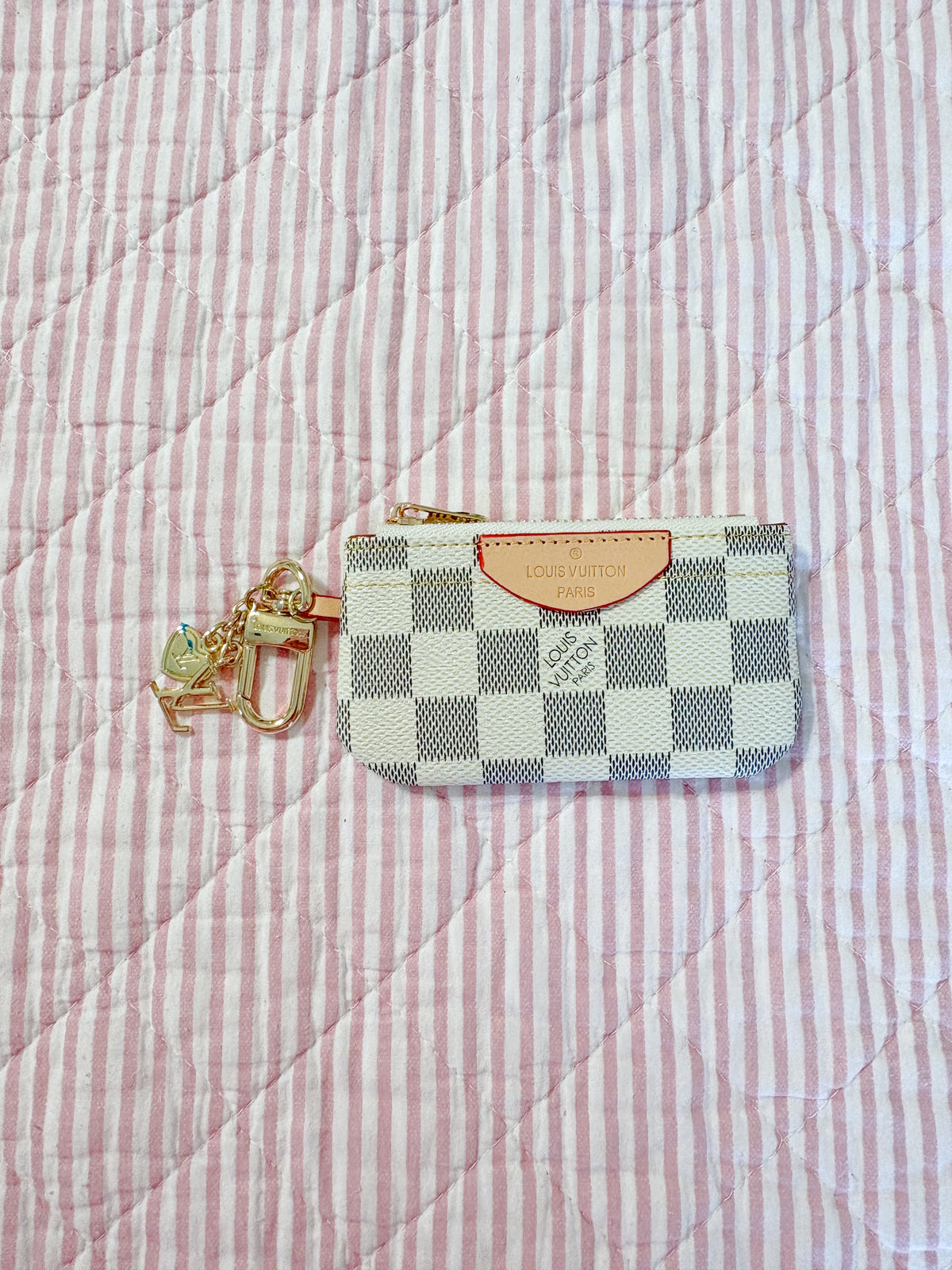Everyday luxe pouch in white