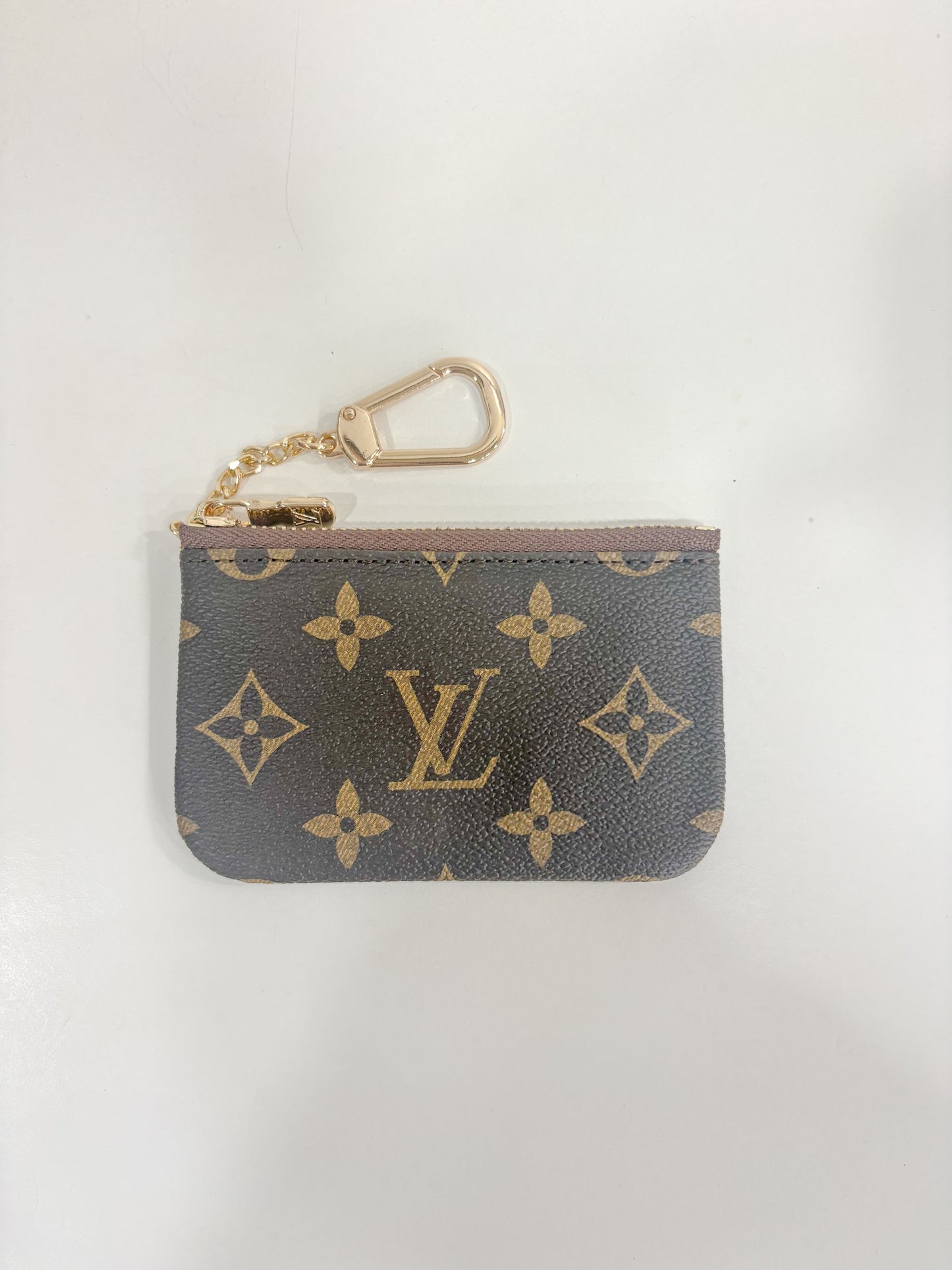Luxe Girl Pouch in Brown