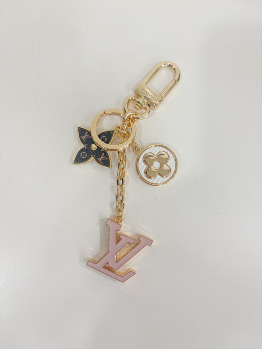 It Girl Keychain