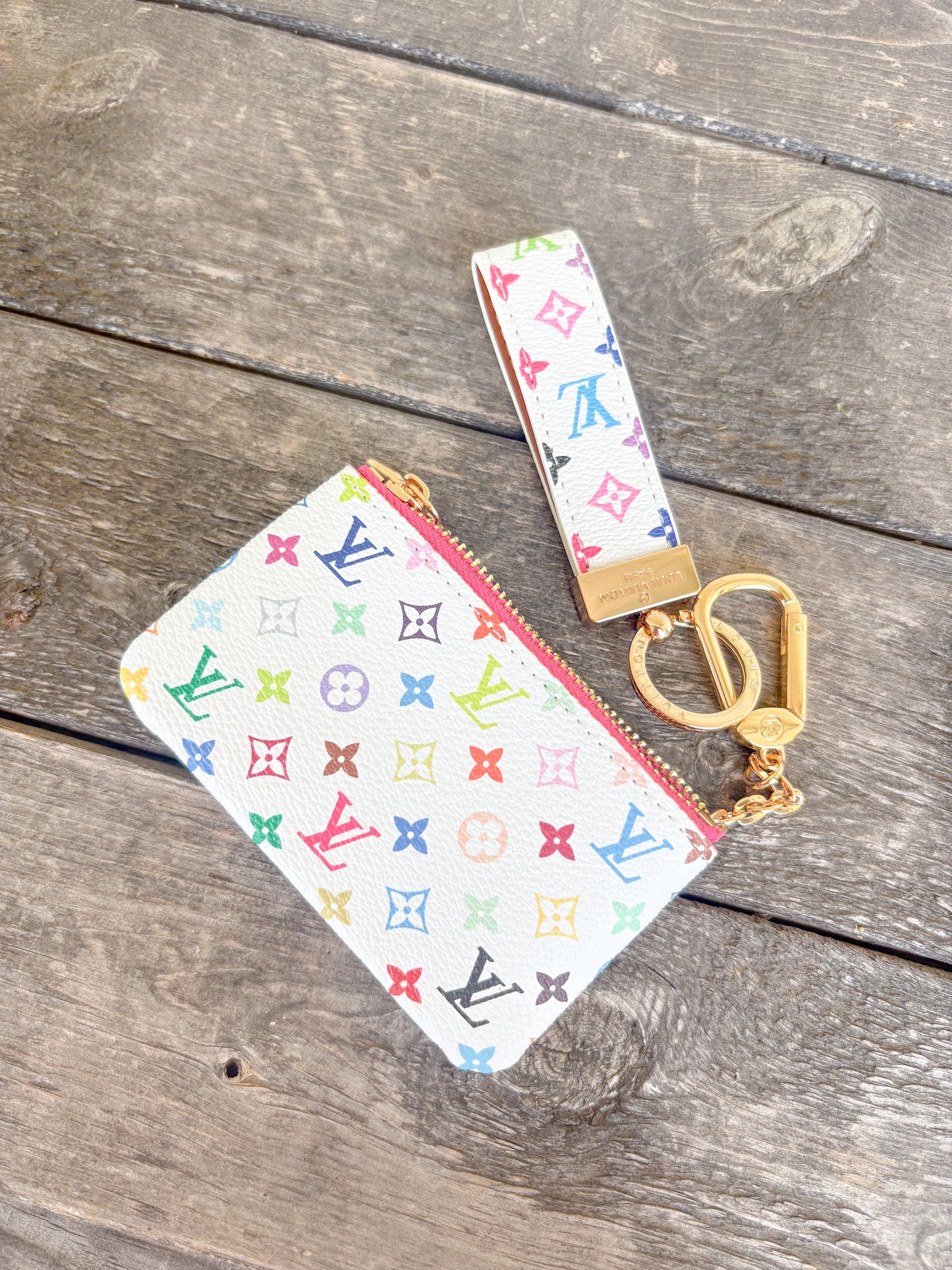 Color pop coin pouch